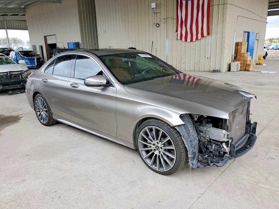 2019 MERCEDES-BENZ C 300 4