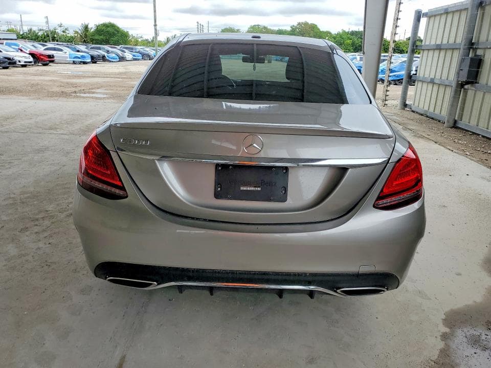 2019 MERCEDES-BENZ C 300 6