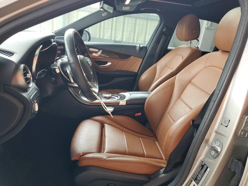2019 MERCEDES-BENZ C 300 7