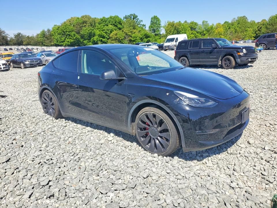 2022 TESLA MODEL Y 4