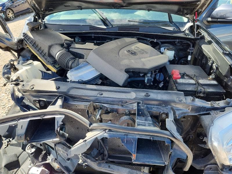 2021 TOYOTA TACOMA SR5 V6 11