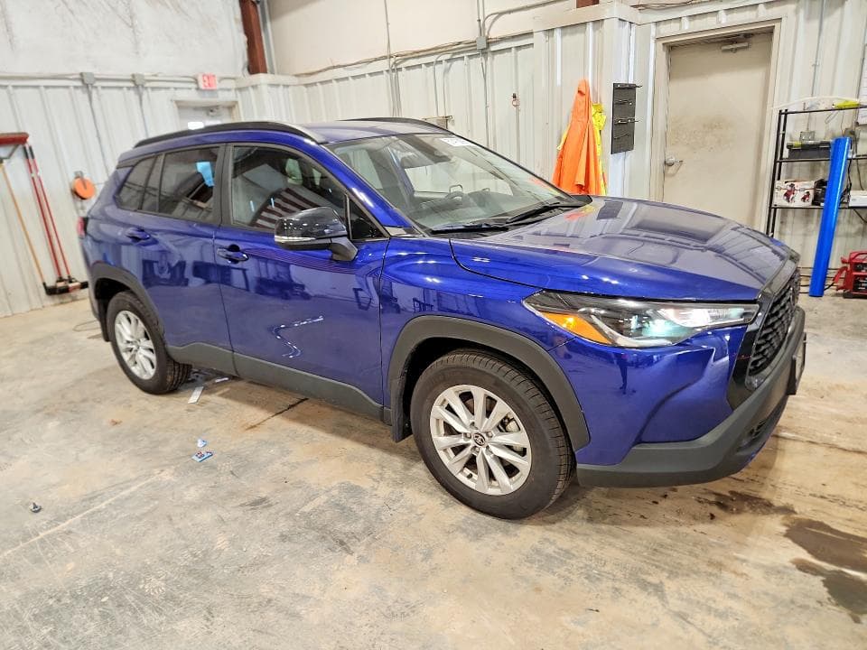 2025 TOYOTA COROLLA CROSS LE 4