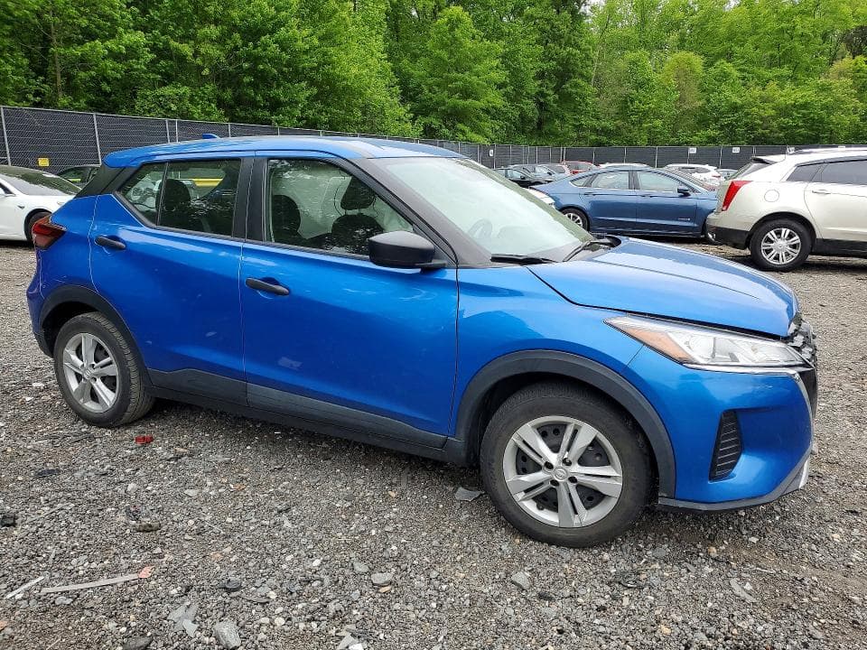 2021 NISSAN KICKS S 4