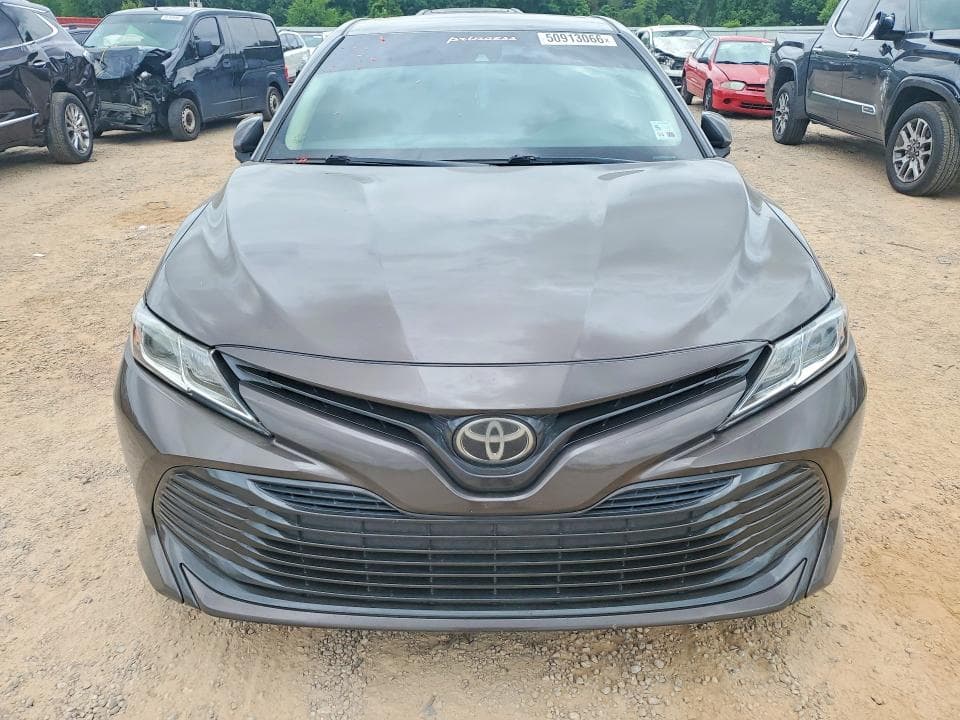 2018 TOYOTA CAMRY LE LE 5