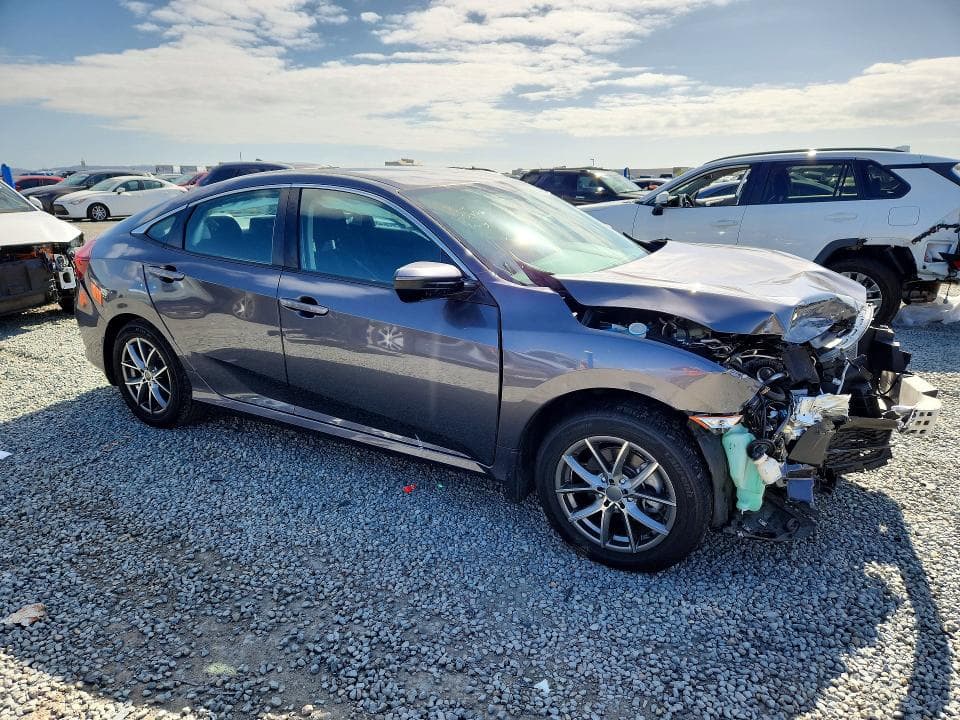 2017 HONDA CIVIC LX 4