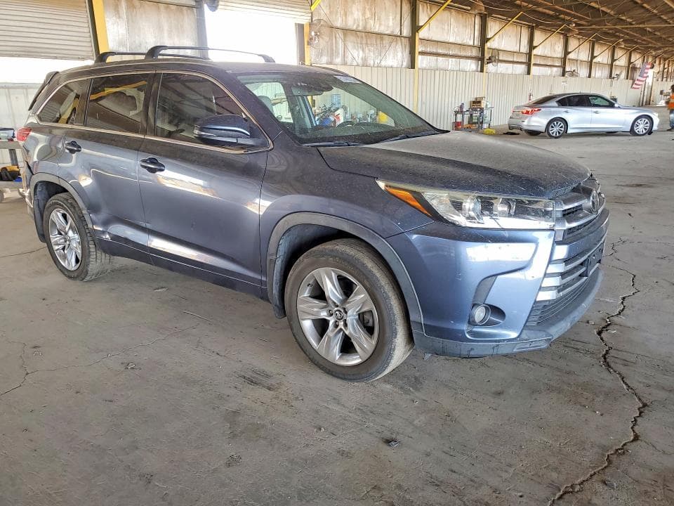 2018 TOYOTA HIGHLANDER LIMITED 4