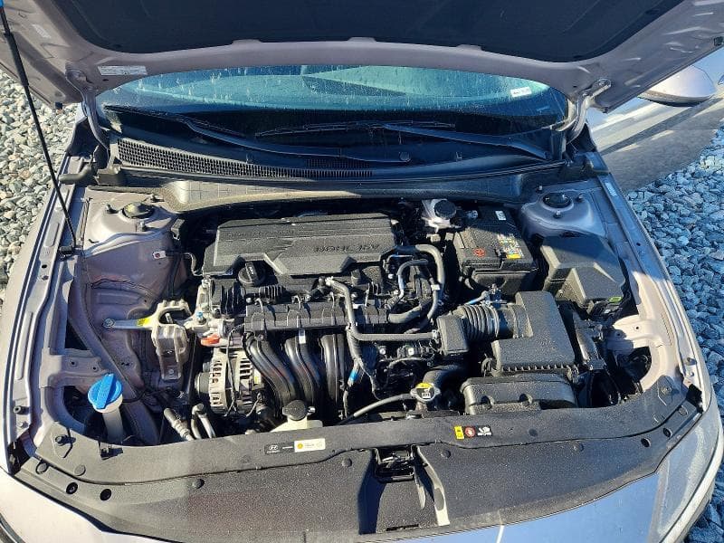 2024 HYUNDAI ELANTRA SEL 11