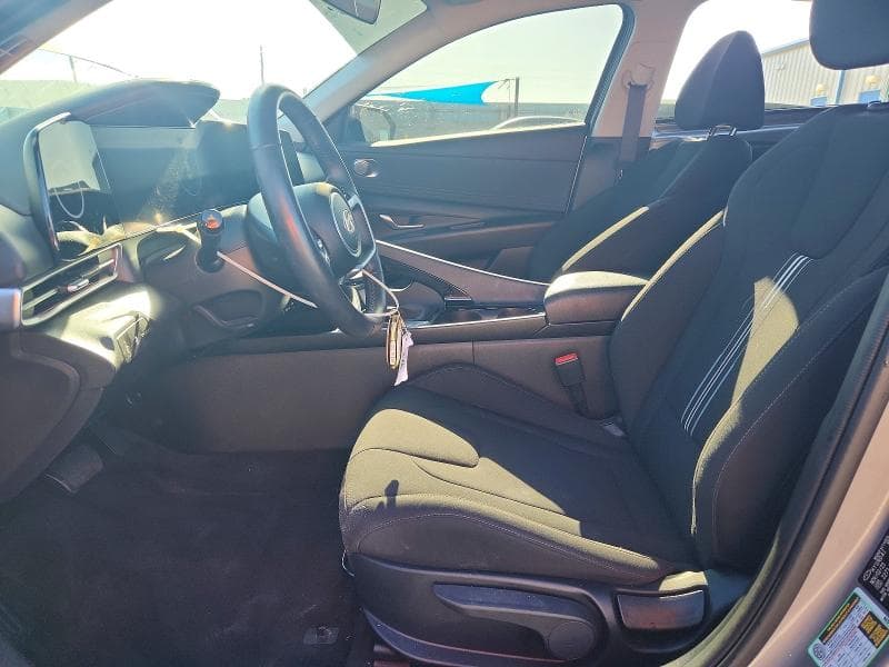 2024 HYUNDAI ELANTRA SEL 7