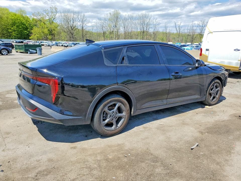 2025 KIA K4 LXS 3