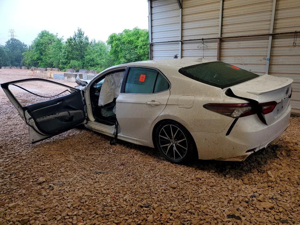 2022 TOYOTA CAMRY SE SE 2