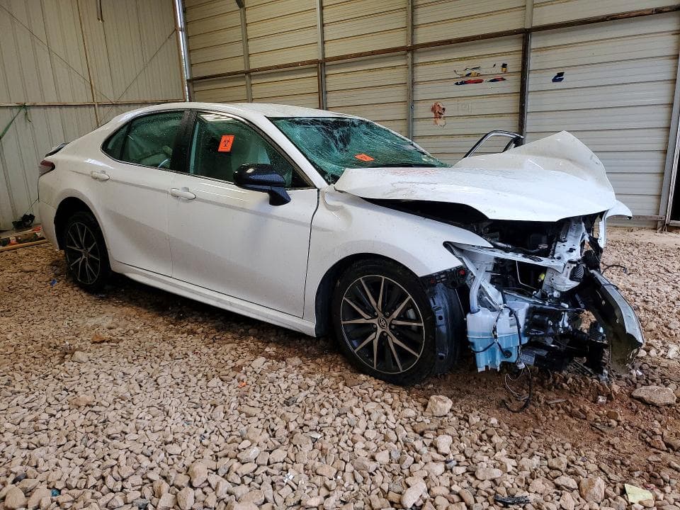 2022 TOYOTA CAMRY SE SE 4