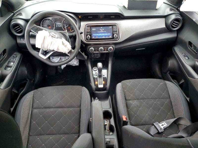 2019 NISSAN KICKS S S 8