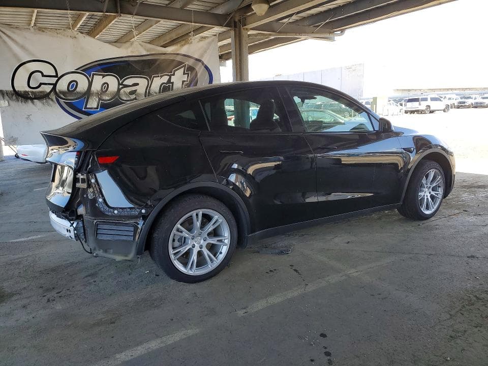 2023 TESLA MODEL Y 3