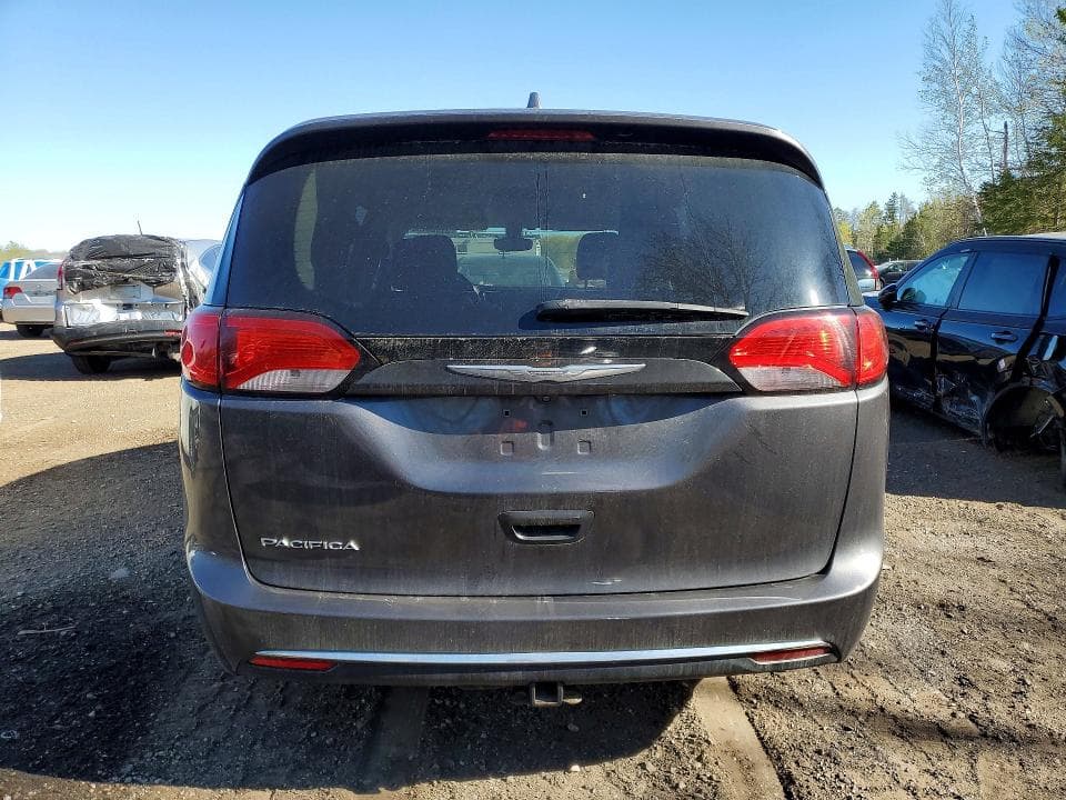 2017 CHRYSLER PACIFICA TOURING L 6