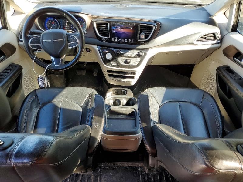 2017 CHRYSLER PACIFICA TOURING L 8