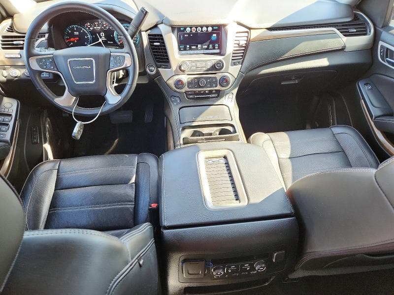 2018 GMC YUKON DENALI DENALI 8