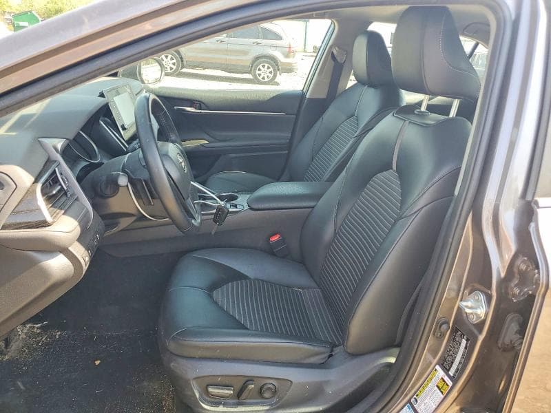 2022 TOYOTA CAMRY SE 7