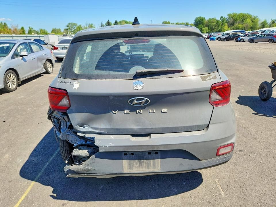 2020 HYUNDAI VENUE SE SE 6