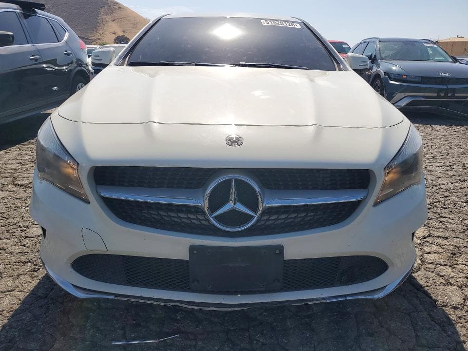 2018 MERCEDES-BENZ CLA 250 5