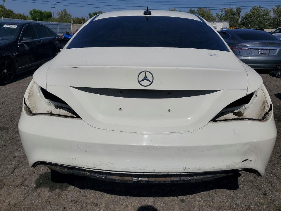 2018 MERCEDES-BENZ CLA 250 6