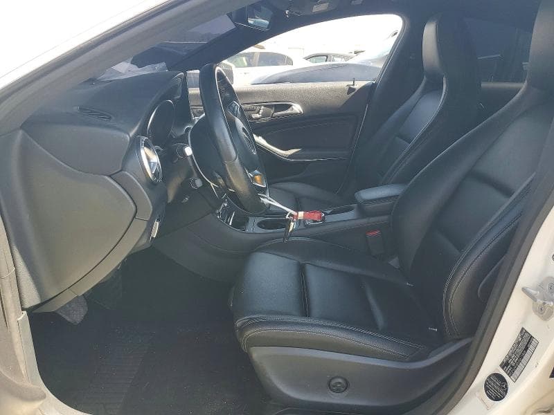 2018 MERCEDES-BENZ CLA 250 7