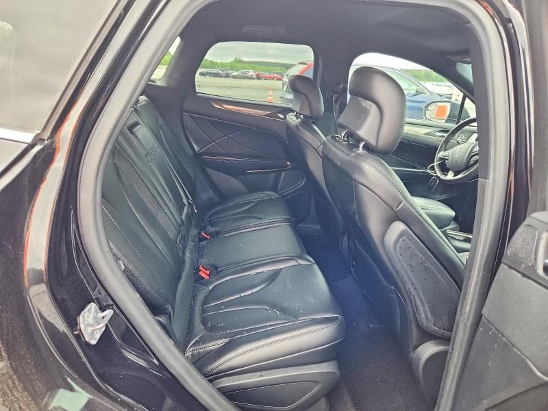 2019 LINCOLN MKC 10