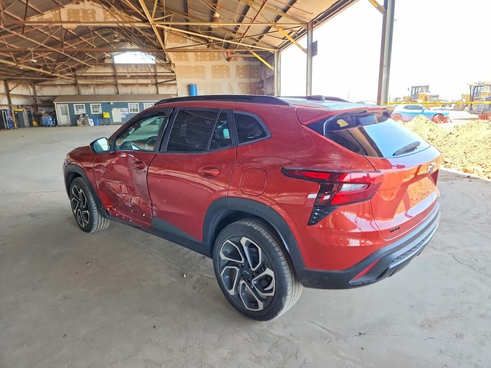2024 CHEVROLET TRAX 2RS 2