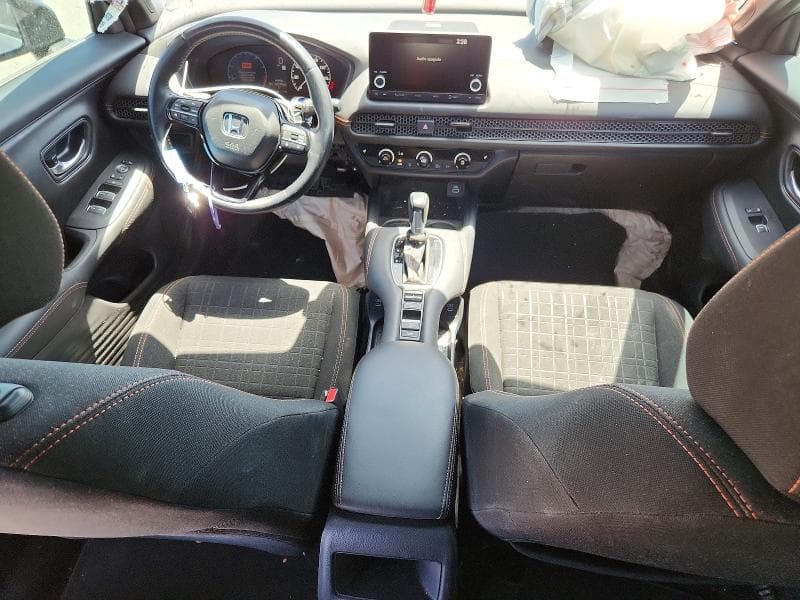 2025 HONDA HR-V SPORT 8