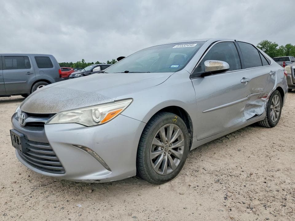 2017 TOYOTA CAMRY XLE - 1