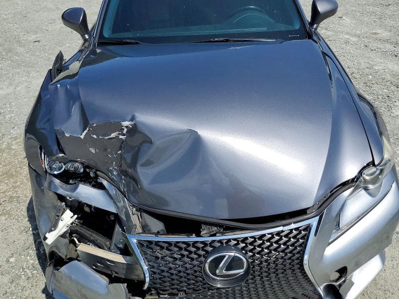 2016 LEXUS IS 200T 11