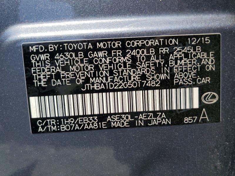 2016 LEXUS IS 200T 12