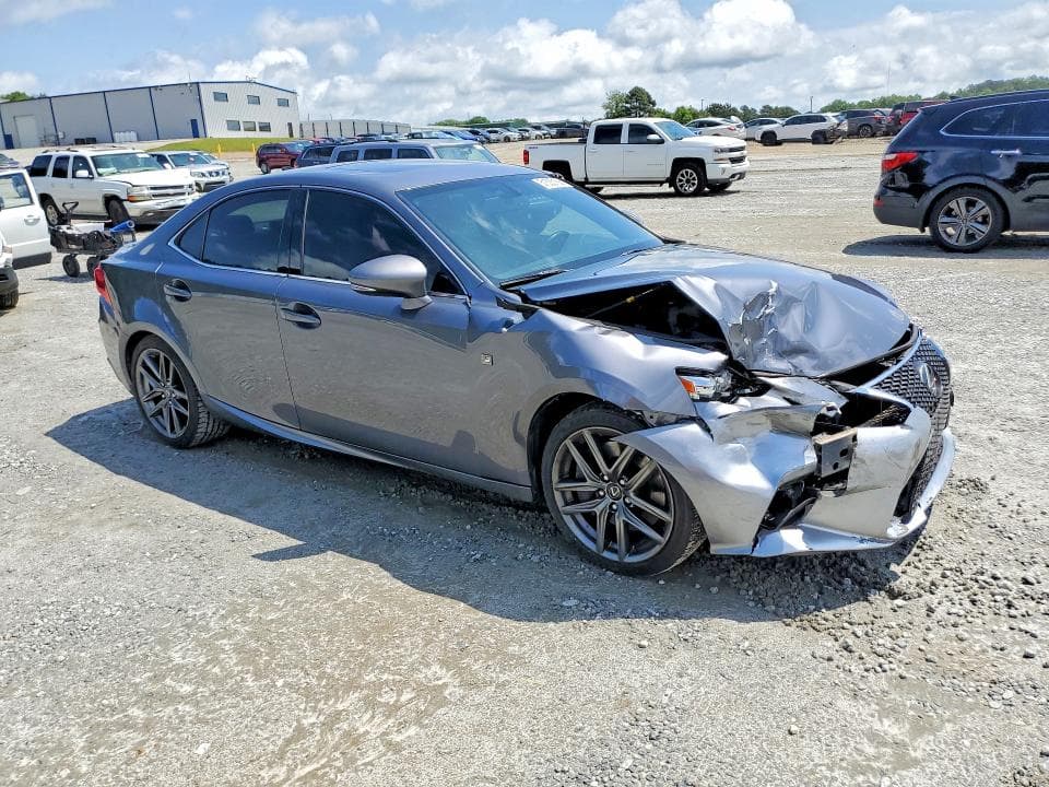 2016 LEXUS IS 200T 4
