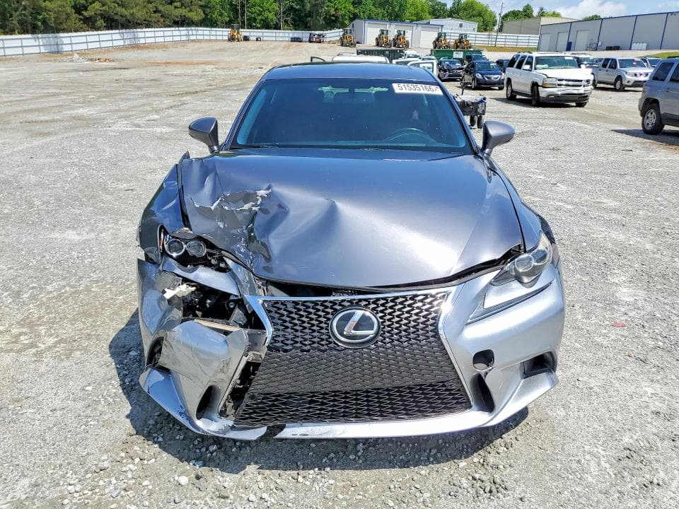2016 LEXUS IS 200T 5