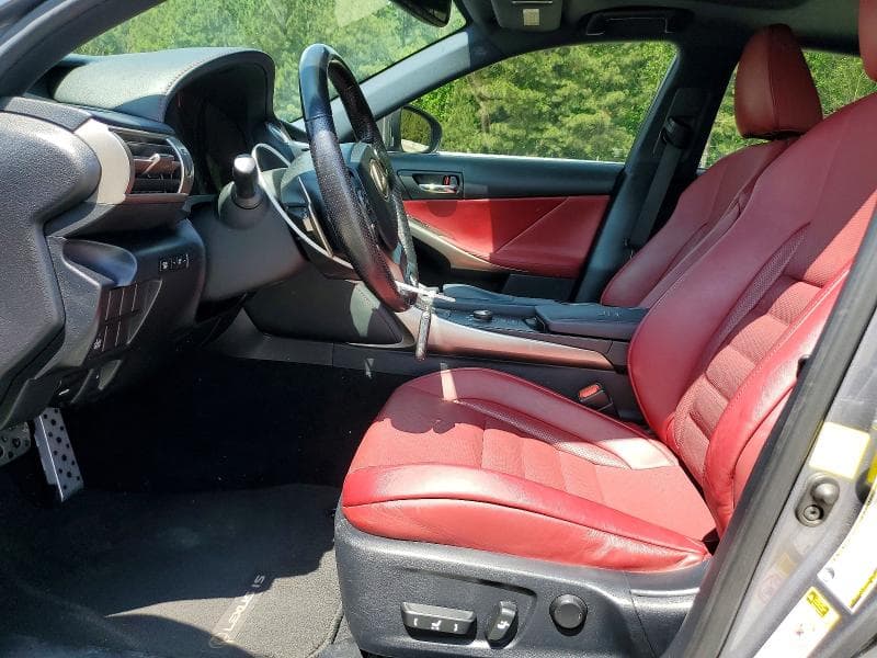 2016 LEXUS IS 200T 7