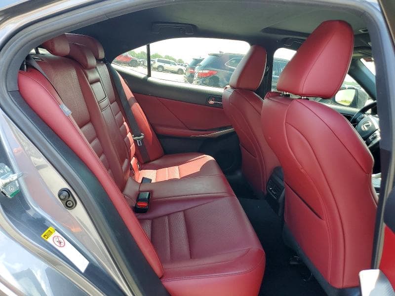 2016 LEXUS IS 200T 10