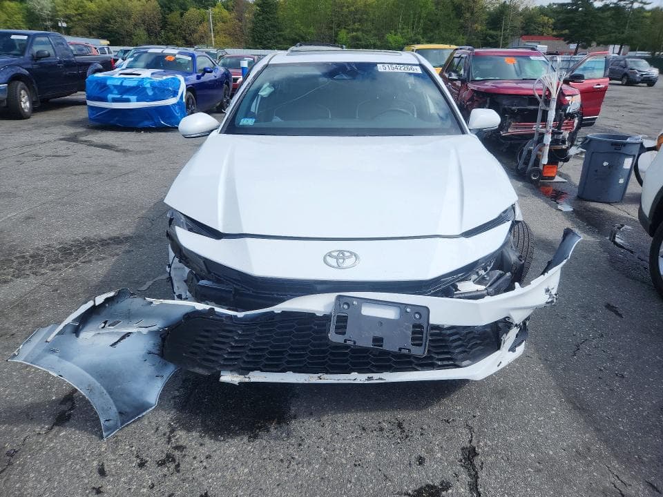 2025 TOYOTA CAMRY SE 5