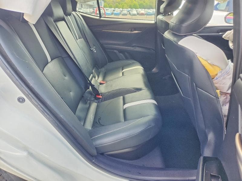 2025 TOYOTA CAMRY SE 10