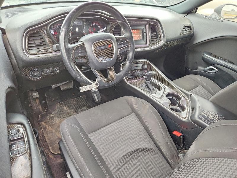 2017 DODGE CHALLENGER SXT 8