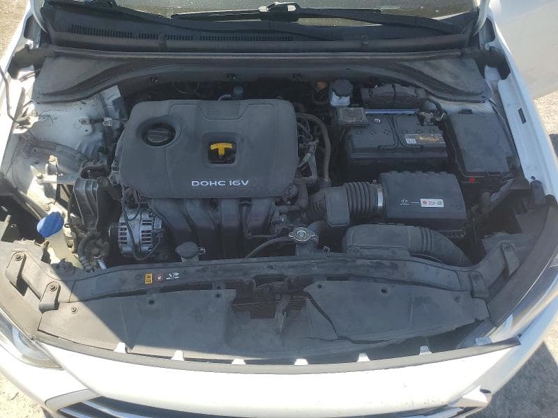 2018 HYUNDAI ELANTRA SEL 11