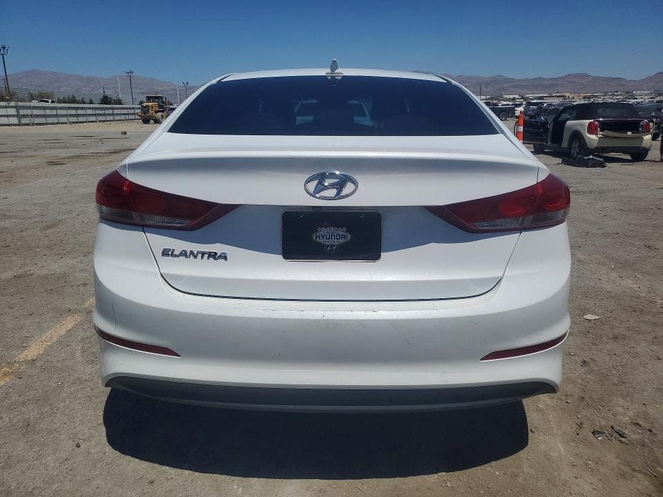 2018 HYUNDAI ELANTRA SEL 6