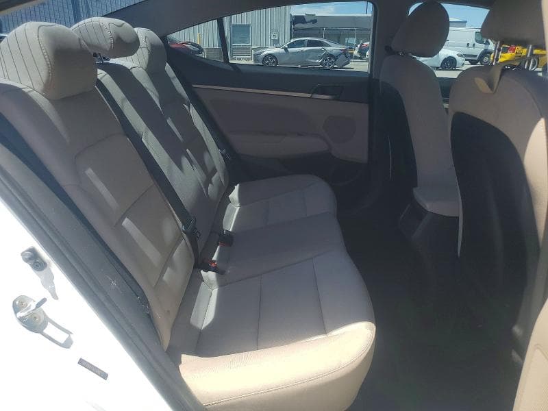 2018 HYUNDAI ELANTRA SEL 10