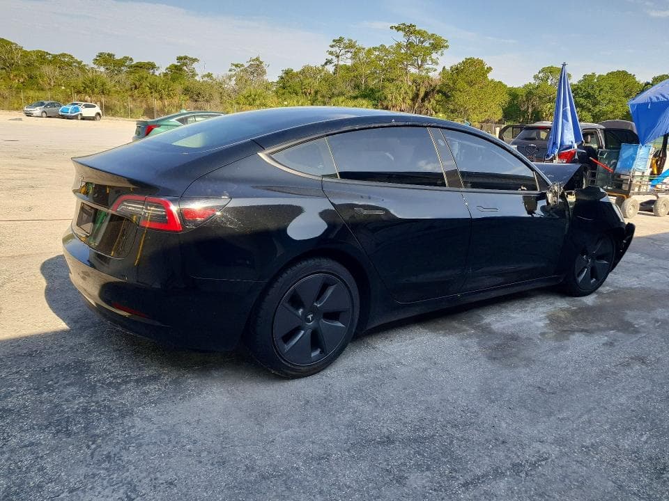 2023 TESLA MODEL 3 3