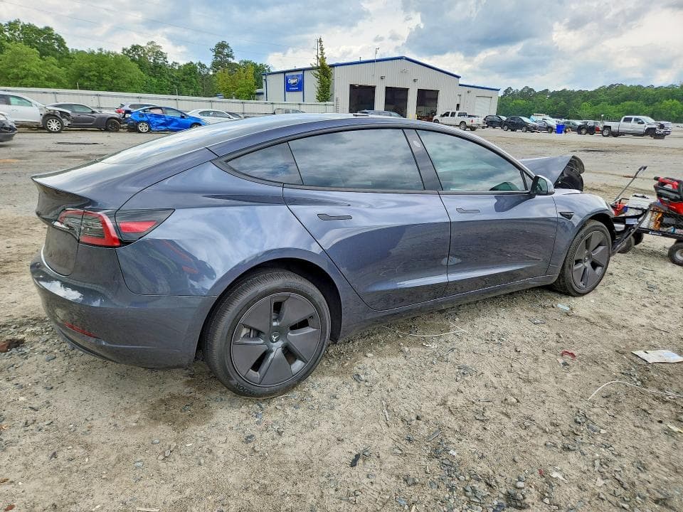 2023 TESLA MODEL 3 3
