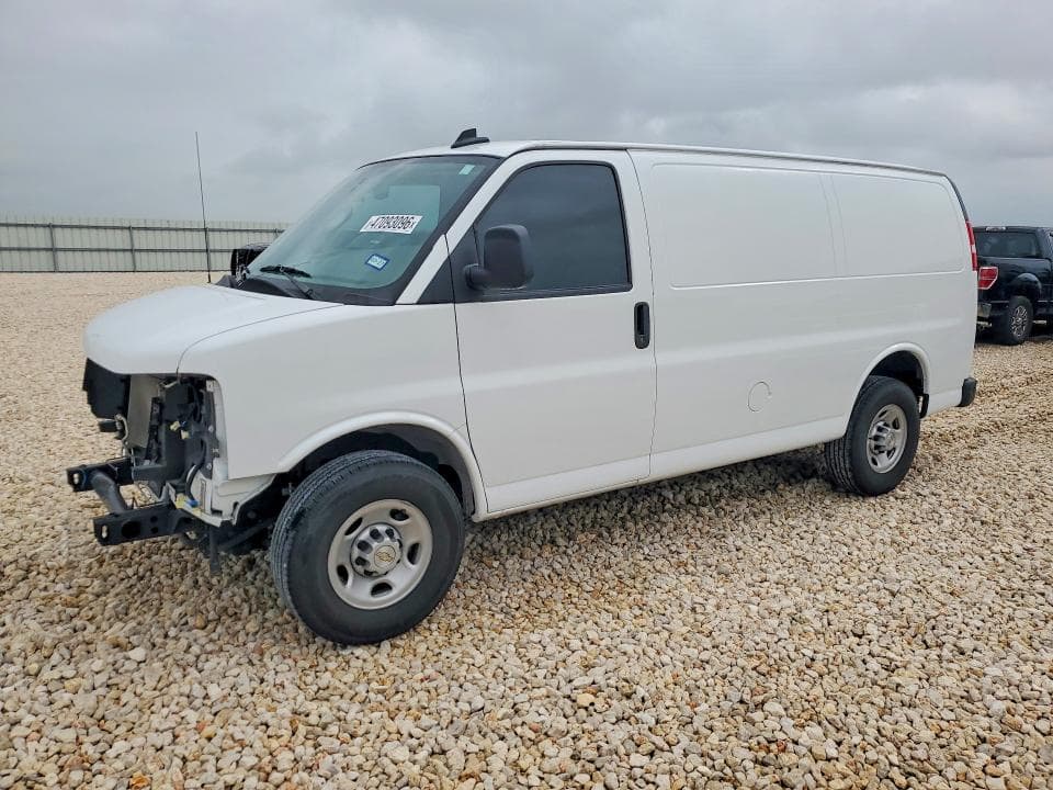 2024 CHEVROLET EXPRESS 1