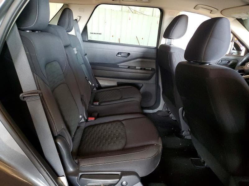 2025 NISSAN PATHFINDER S 10