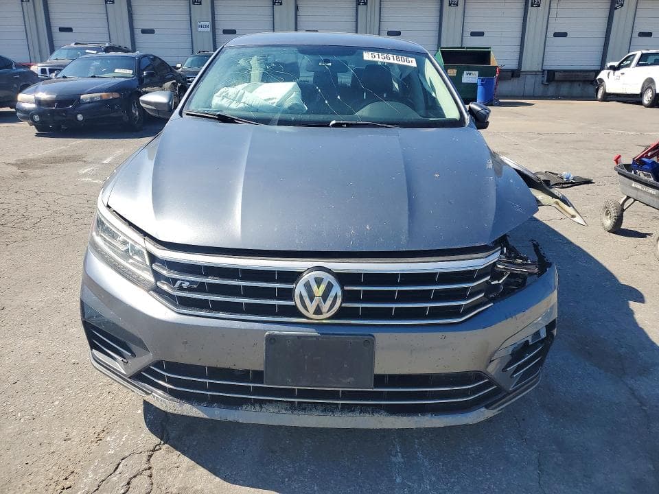 2017 VOLKSWAGEN PASSAT R-LINE 5