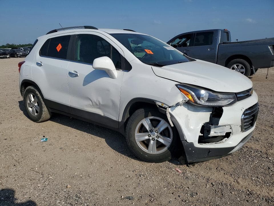 2018 CHEVROLET TRAX 1LT 4