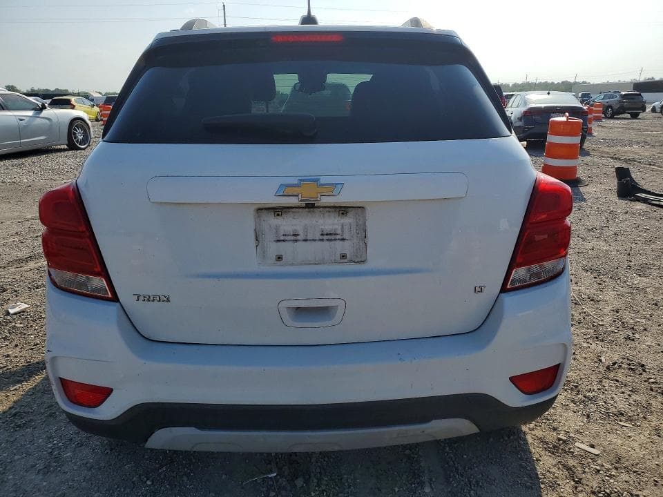 2018 CHEVROLET TRAX 1LT 6