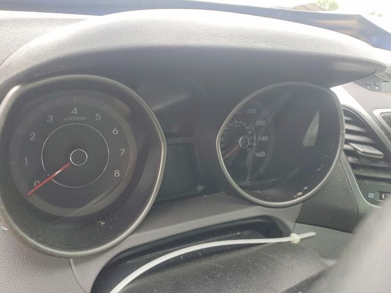 2016 HYUNDAI ELANTRA SE SE 9