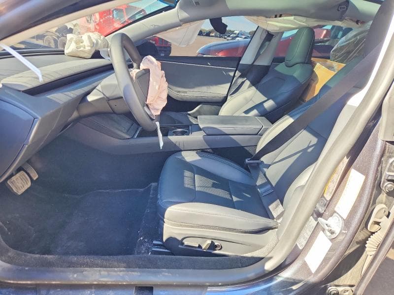 2025 TESLA MODEL 3 7